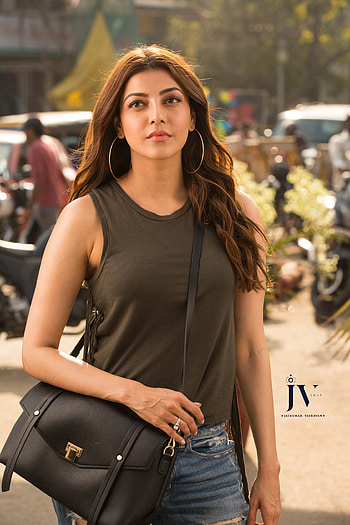 Kajal agarwal, indian model, kajal agarwal , facial expression, joint, ultra , , actress kajal agarwal HD phone wallpaper