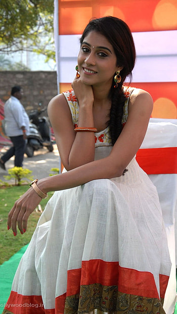 Regina Cassandra, Actress HD phone wallpaper