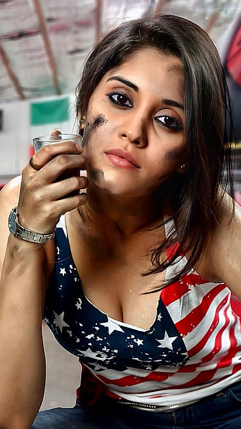 Surabhi, telugu actress, cleavage HD phone wallpaper