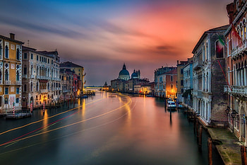 Channel night in Venice, sea, italy, houses, ocean HD wallpaper