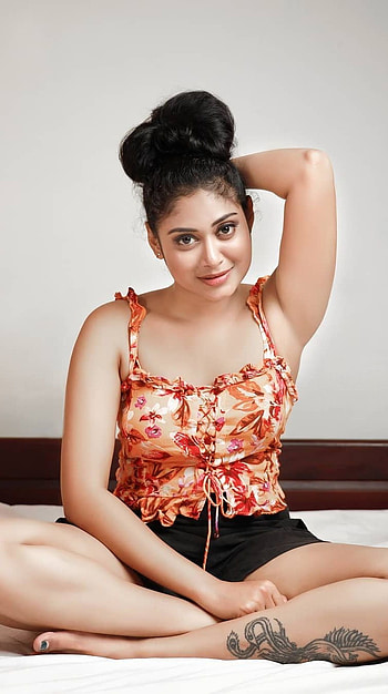 Janaki Sudheer, mallu aunty, armpit HD phone wallpaper