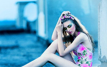 Sadness in me, makeup, sad, model, woman HD wallpaper