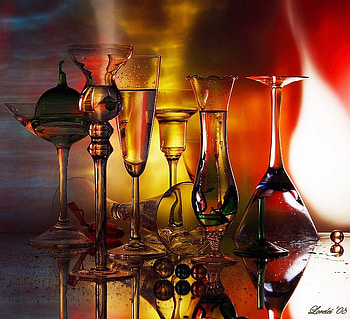 glass reflection, mirror, art , reflection, red, glasses, lightining, nice HD wallpaper