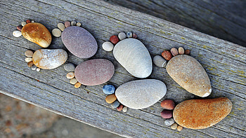 Stones, Miscellanea, Miscellaneous, Legs, Traces, Heels, Heel HD wallpaper