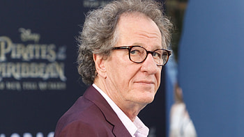 Geoffrey Rush, Fearful character portrayal, Reclusive lifestyle, Psychological impact HD wallpaper