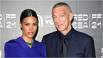 Tina Kunakey, Vincent Cassel's wife, Brazilian vacation, Celebrity relationship HD wallpaper