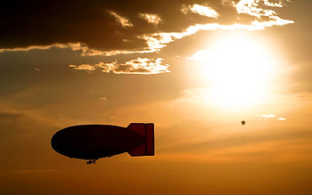 Blimp silhouette graphy HD wallpaper