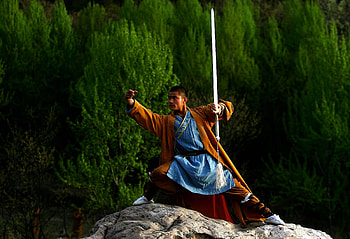 Sword pose, Shaolin Kung Fu HD wallpaper