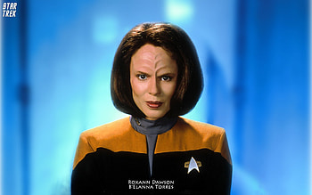 stv-b'elanna torres, uniform, communicator, klingon, brunette HD wallpaper