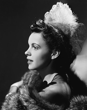 Judy Garland, and Mobile , Broken Panda Gallery, Vintage Charm HD phone wallpaper