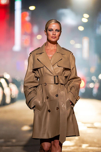 Michael Kors, New York fashion, Broadway runway, Glamorous designs HD phone wallpaper