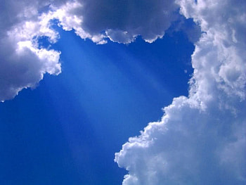 Rays of Light Shining Bright, clouds, rays, sky, light HD wallpaper