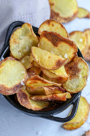 Crispy potato chips, Air fryer comparison, Homemade vs store bought, Mom's Dish HD phone wallpaper