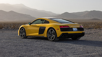 Audi R8 V10 Performance RWD 2022 Car 2 Cars HD wallpaper