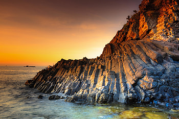 Coast, rocks of coast, sunset HD wallpaper