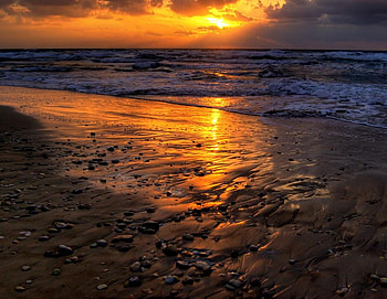 Golden treasure, beach rock, gold and orange, reflection, water, dark sky, sunset HD wallpaper