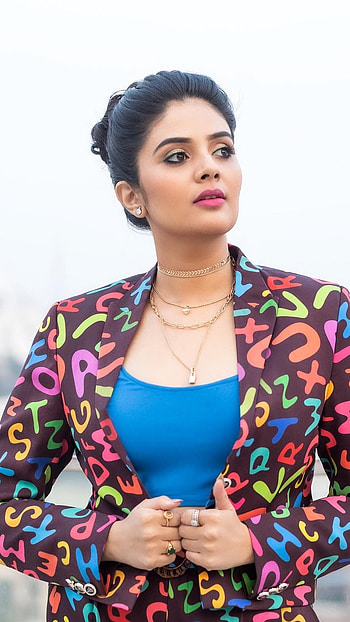 Sreemukhi, telugu actress, anchor HD phone wallpaper