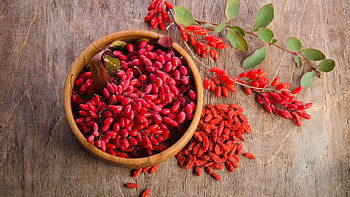 Goji Berries, Health benefits, Antioxidant-rich, Research findings HD wallpaper