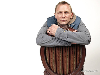 Daniel Craig, blue eyes, actor, blonde hair, male, hard face, cute man HD wallpaper