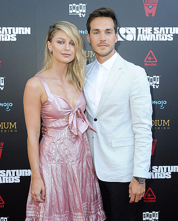 Chris Wood, Supports Melissa Benoist HD phone wallpaper