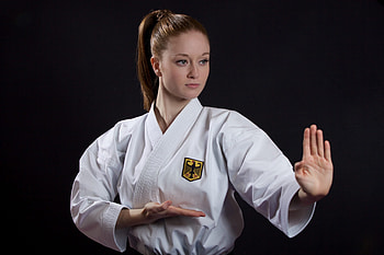 Lena Mayer, Karate HD wallpaper