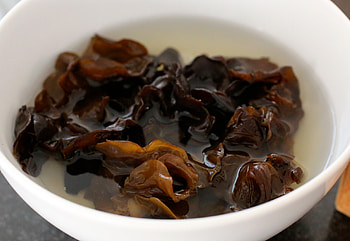 Tangsuyuk sweet sour, Crispy pork, Recipe, Maangchi HD wallpaper