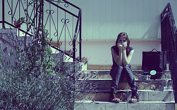 Why become sad...!!!, shoes, graphy, alone, girl, jeans, sad, purple, emo, lavender, stair, emo girl, , hair, eye, sensual HD wallpaper