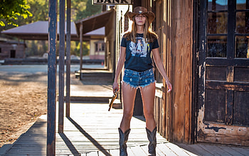 Cowgirl, hot, gun, prety HD wallpaper