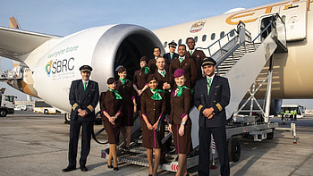 Etihad Airways, Luxury travel review, First class experience, Airline critique HD wallpaper