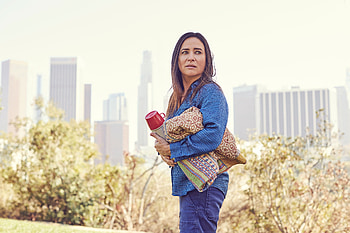 Better Things, Pamela Adlon, Season 3, Real life experiences HD wallpaper