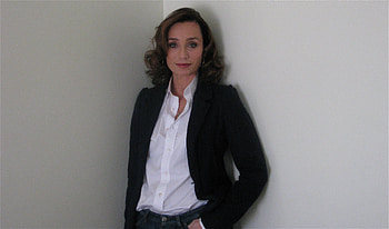 Kristin Scott Thomas, High-quality , Stunning visuals, Immersive experience HD wallpaper