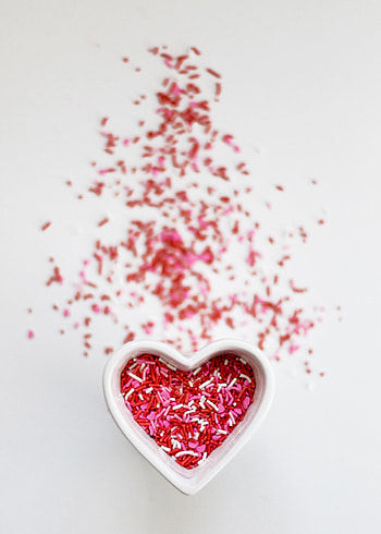 Food, Heart, Sweets, Sprinkling, Sprinkle HD phone wallpaper
