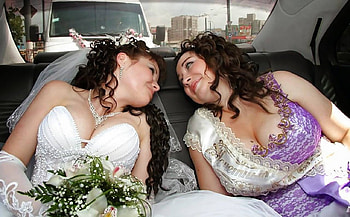 marriage, women, girls, friends HD wallpaper