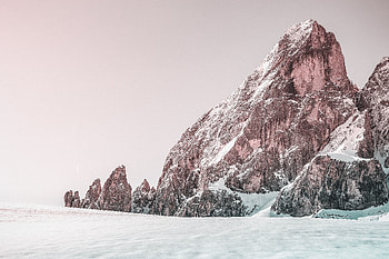Nature, winter, rocky cliffs HD wallpaper