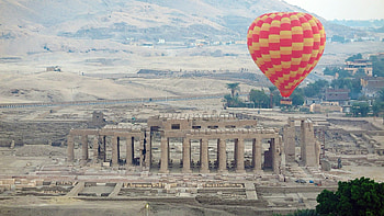 Luxor, Egypt, Hot air balloon ride, Majestic views, Bird's eye perspective HD wallpaper