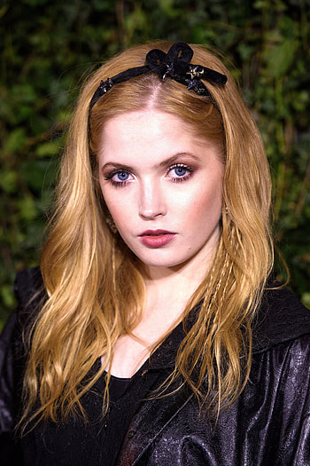 Ellie Bamber, blue eyes, 2018 HD phone wallpaper