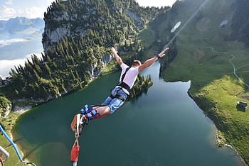 Bucket list bungy jumping, Legendary adventure, Adrenaline-fueled, AJ Hackett HD wallpaper