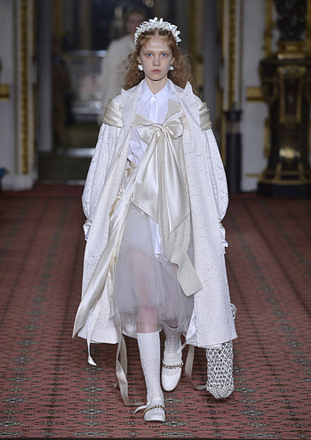 Simone Rocha, The Skinny Beep HD phone wallpaper