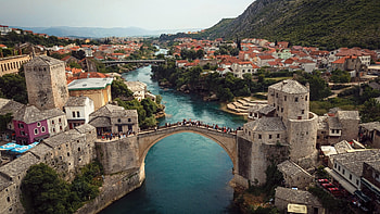 Travel guide, Must-see attractions, Tourist journey, Bosnian adventure HD wallpaper