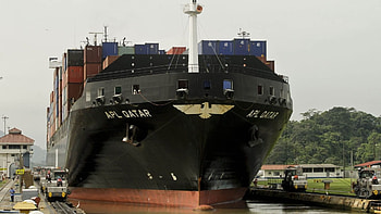 Panama Canal , Ethan Cunningham, Striking visuals, Immersive experience HD wallpaper