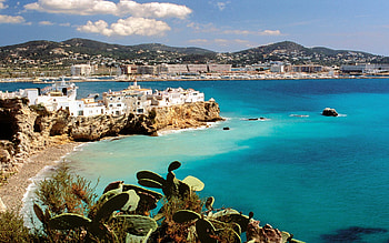 Ibiza beach bliss, Sandy shores, Turquoise waters, Relaxing atmosphere HD wallpaper