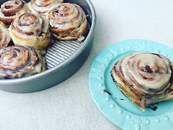 Cinnabon, USA pan recipe, Perfectly baked rolls, Baking mastery HD wallpaper