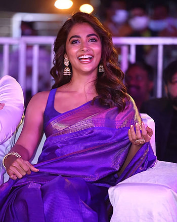 Pooja Hegde, dress, hair HD phone wallpaper