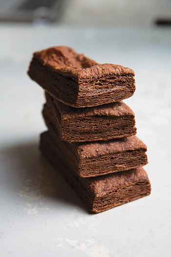 Decadent chocolate puff, Perfect pastry treat, Saveur's specialty, Rich indulgence HD phone wallpaper