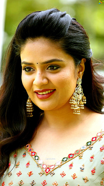 Sreemukhi, telugu actress, anchor HD phone wallpaper