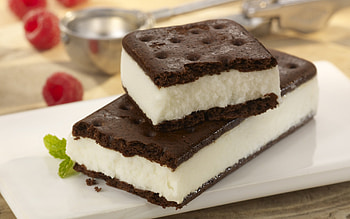Ice cream cake fantasy, beauty, Sweet indulgence, Frozen delight HD wallpaper