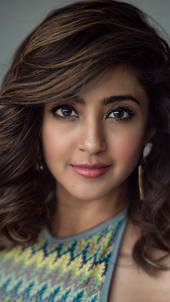 Aindritha Ray, kannada actress, beautiful HD phone wallpaper