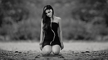 Hot Girl Black and White - PC HD wallpaper