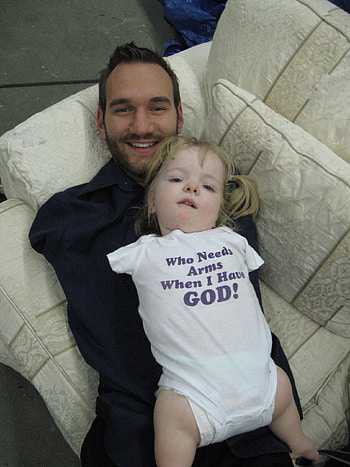 Nick Vujicic, Love's power, Life's journey, Heartwarming blog HD phone wallpaper
