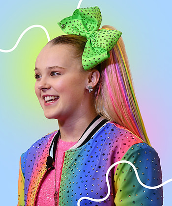 JoJo Siwa comes out, Responds to homophobic mom HD phone wallpaper